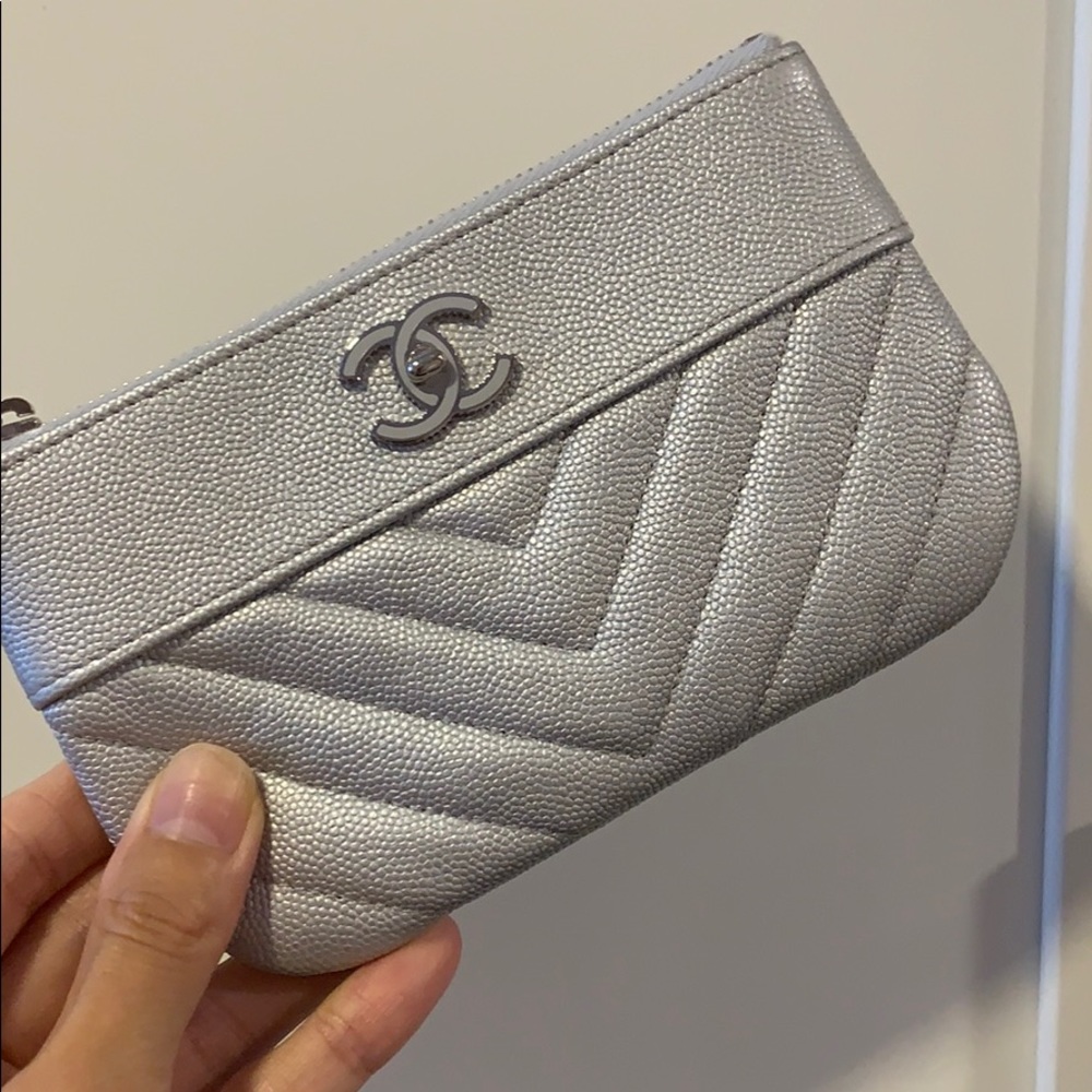 NWOT 100% AUTH Chanel pouch